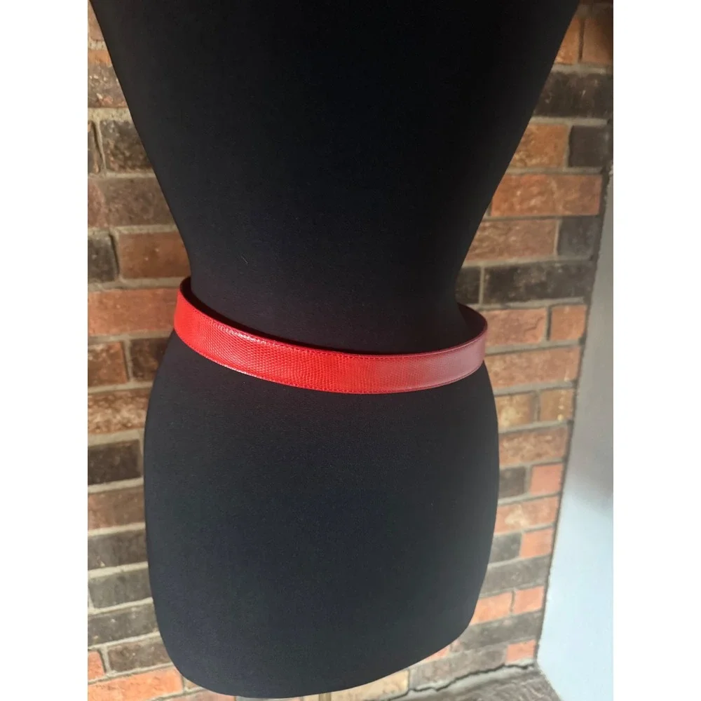Women's Red Lizard Embossed Leather Belt Gold Buckle‎ Accent Size M